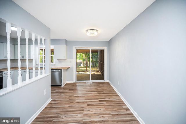 424 ALBANY ST, Fredericksburg, VA 22407