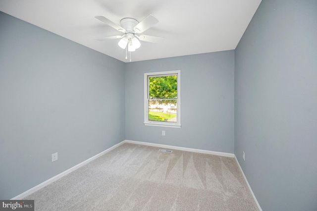 424 ALBANY ST, Fredericksburg, VA 22407