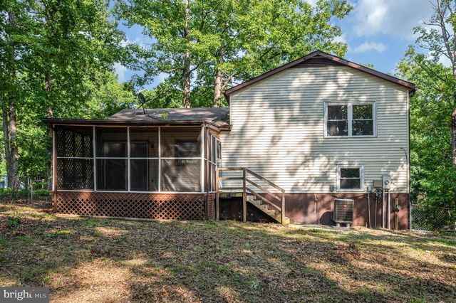 424 ALBANY ST, Fredericksburg, VA 22407