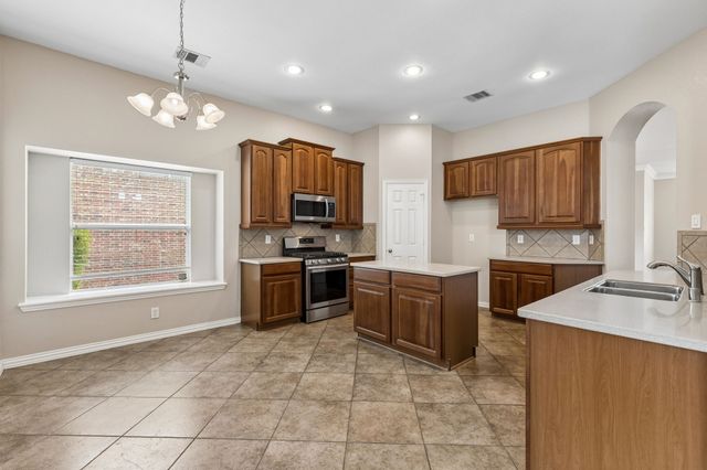 1603 Bryce Canyon Lane, Allen, TX 75002