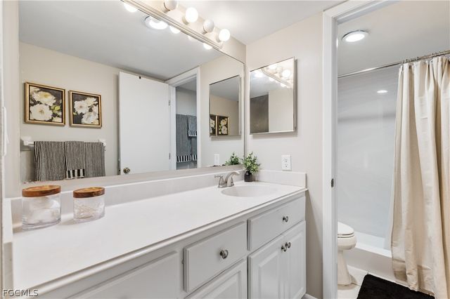 5258 Cedarbend DR 2, Fort Myers, FL 33919