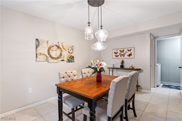 5258 Cedarbend DR 2, Fort Myers, FL 33919