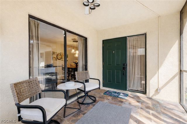 5258 Cedarbend DR 2, Fort Myers, FL 33919