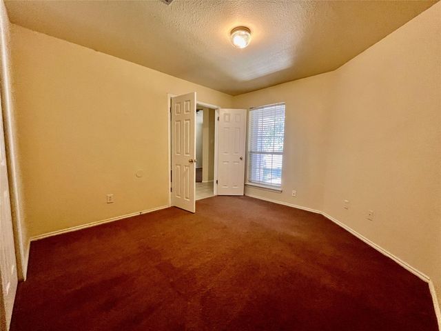 100 Giancarlos LN, Buda, TX 78610
