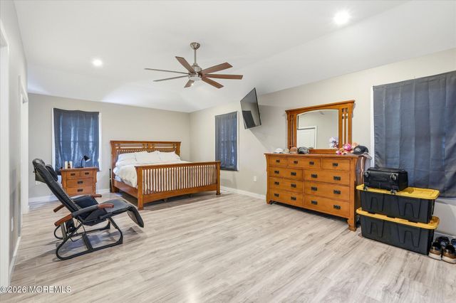 350 Jefferson Court, Brick, NJ 08724