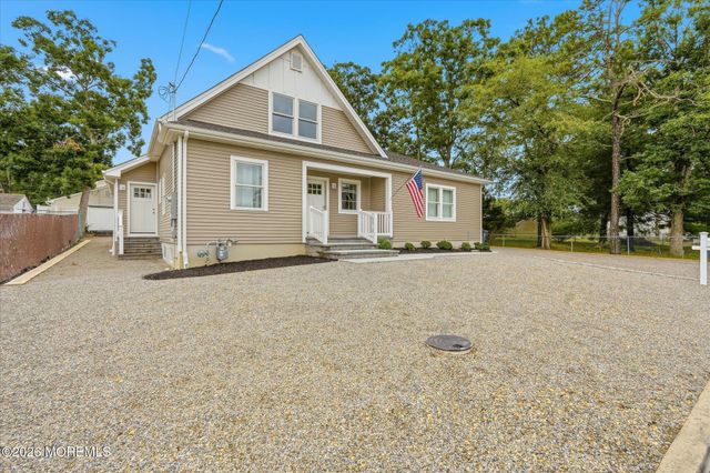 350 Jefferson Court, Brick, NJ 08724