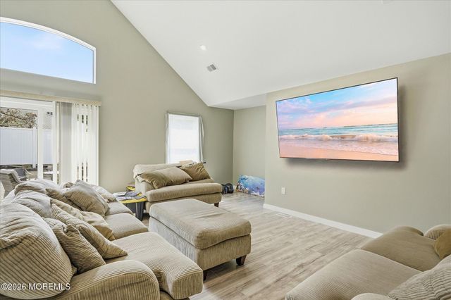 350 Jefferson Court, Brick, NJ 08724