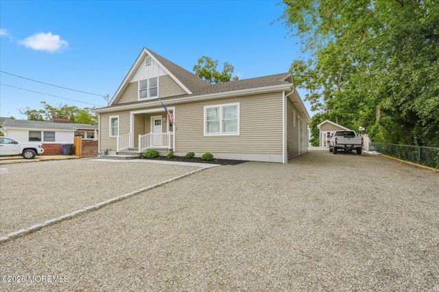 350 Jefferson Court, Brick, NJ 08724