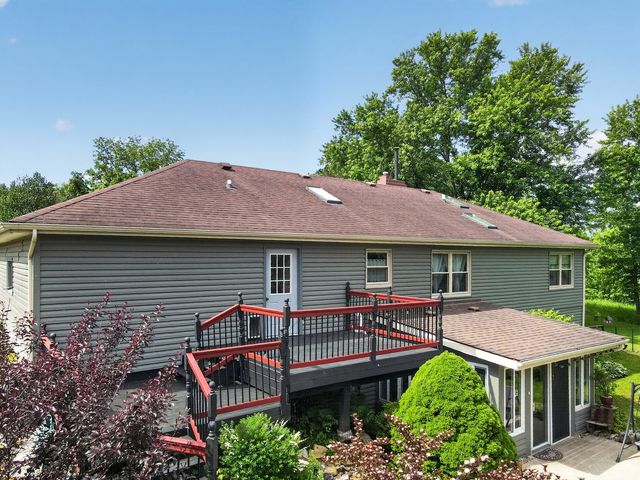9519 Knolltop Road, Union, IL 60180