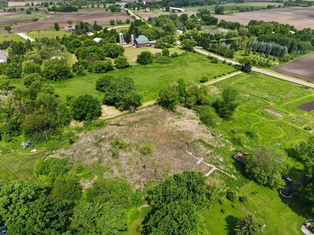 9519 Knolltop Road, Union, IL 60180