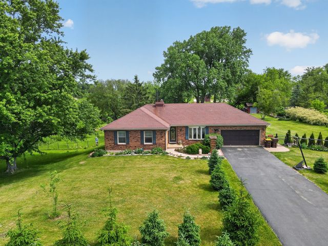 9519 Knolltop Road, Union, IL 60180