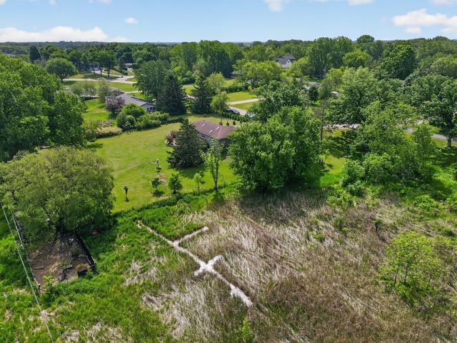 9519 Knolltop Road, Union, IL 60180