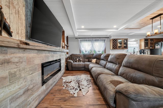 9519 Knolltop Road, Union, IL 60180