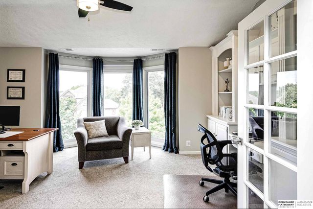 1509 S 152nd Avenue Circle, Omaha, NE 68144