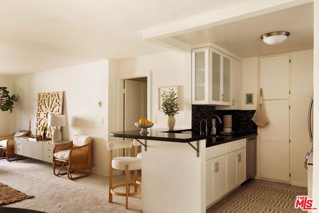 8640 Gulana Avenue J2016, Playa Del Rey, CA 90293