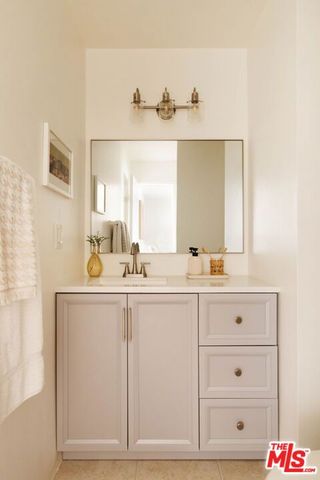 8640 Gulana Avenue J2016, Playa Del Rey, CA 90293