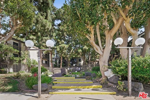 8640 Gulana Avenue J2016, Playa Del Rey, CA 90293