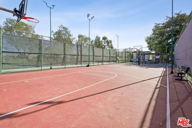 8640 Gulana Avenue J2016, Playa Del Rey, CA 90293