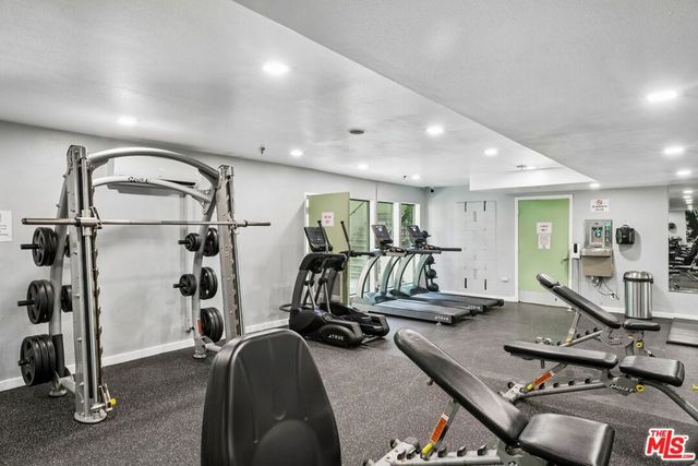 8640 Gulana Avenue J2016, Playa Del Rey, CA 90293
