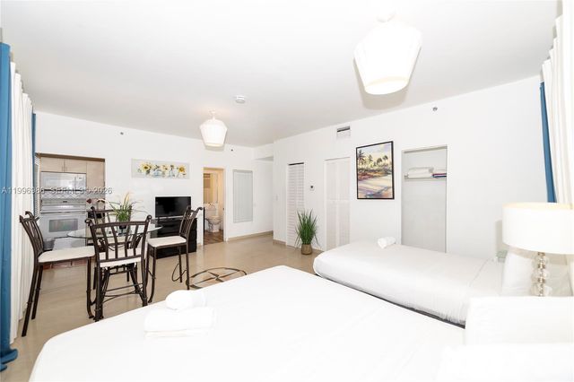 918 Ocean Dr 203, Miami Beach, FL 33139