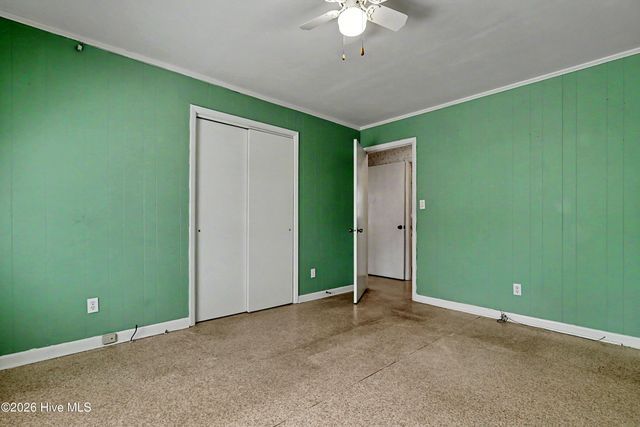 101 NE 40th Street, Oak Island, NC 28465