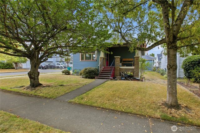 1081 Lafromboise Street, Enumclaw, WA 98022