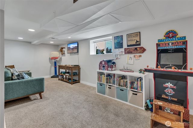 1081 Lafromboise Street, Enumclaw, WA 98022