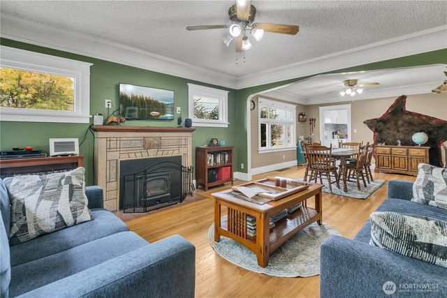 1081 Lafromboise Street, Enumclaw, WA 98022
