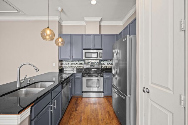 3840 Center Street, Houston, TX 77007