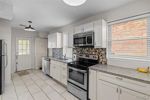 434 Harrison Avenue, Ferguson, MO 63135