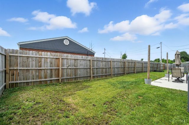 218 Woodfield Drive, Brookville, OH 45309