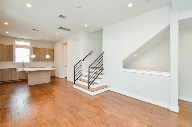 5903 Val Verde Street D, Houston, TX 77057