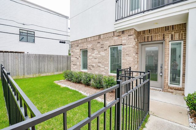 5903 Val Verde Street D, Houston, TX 77057