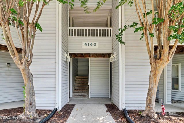 4140 Breezewood Drive Unit 104, Wilmington, NC 28412