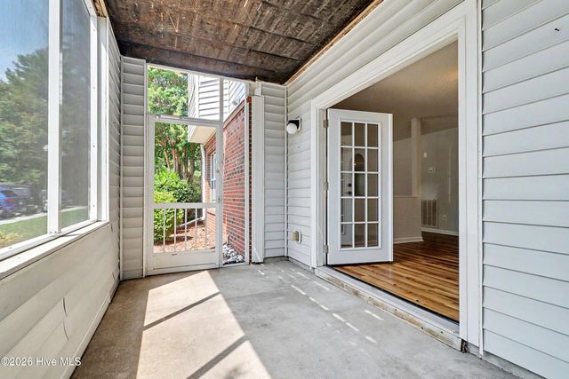 4140 Breezewood Drive Unit 104, Wilmington, NC 28412