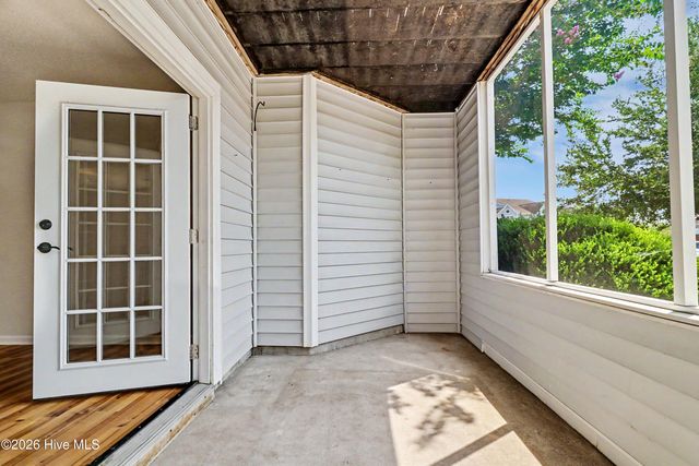 4140 Breezewood Drive Unit 104, Wilmington, NC 28412