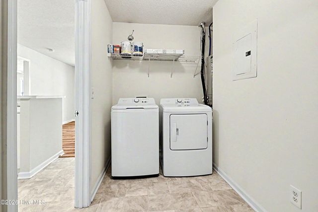 4140 Breezewood Drive Unit 104, Wilmington, NC 28412