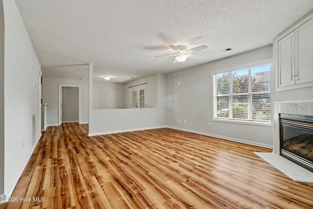 4140 Breezewood Drive Unit 104, Wilmington, NC 28412