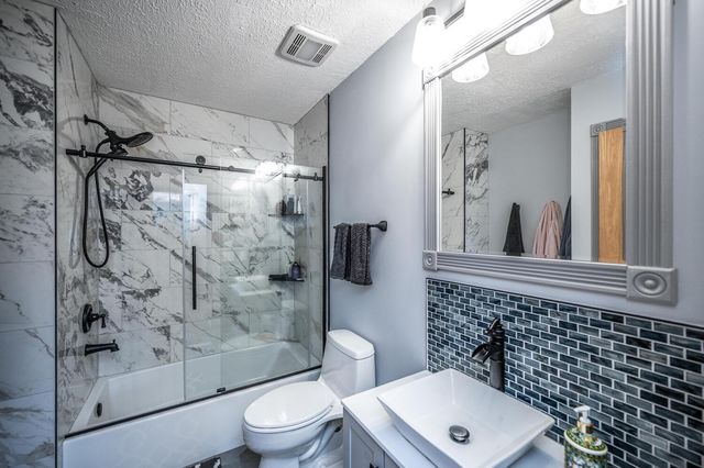 14200 Belfast Court, Rosemount, MN 55068