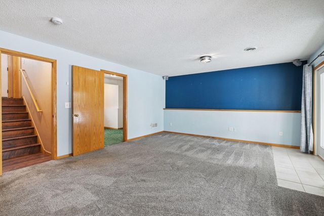 14200 Belfast Court, Rosemount, MN 55068