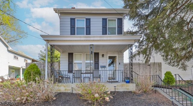 389 Grant St, Phillipsburg Town, NJ 08865