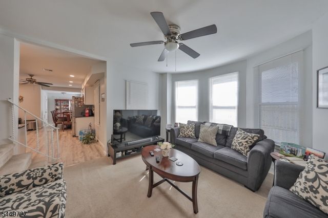 389 Grant St, Phillipsburg Town, NJ 08865
