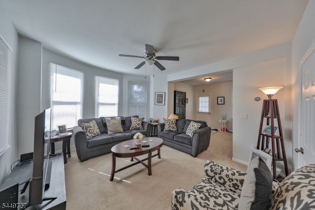389 Grant St, Phillipsburg Town, NJ 08865