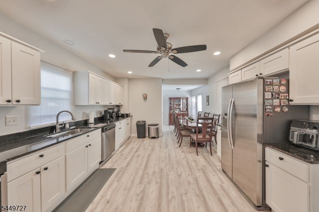 389 Grant St, Phillipsburg Town, NJ 08865