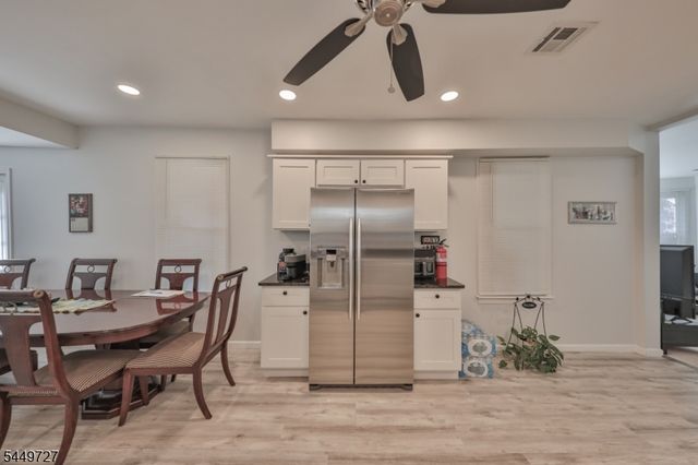 389 Grant St, Phillipsburg Town, NJ 08865