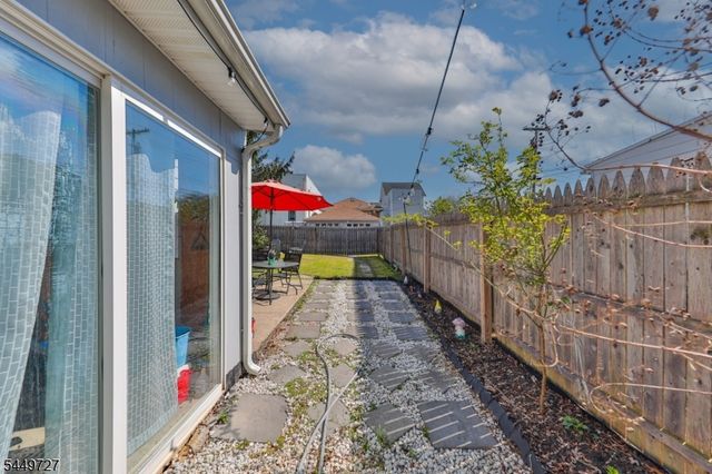 389 Grant St, Phillipsburg Town, NJ 08865