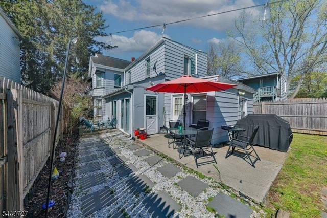 389 Grant St, Phillipsburg Town, NJ 08865
