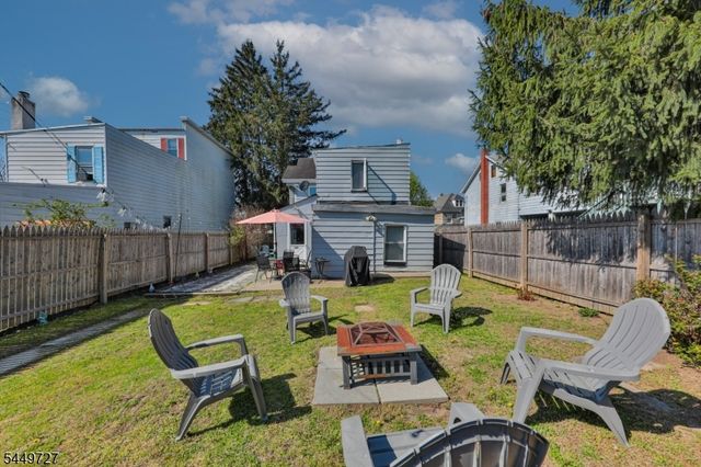 389 Grant St, Phillipsburg Town, NJ 08865