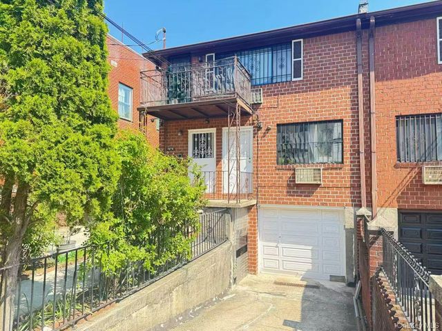 143-16 Franklin Avenue, Flushing, NY 11355