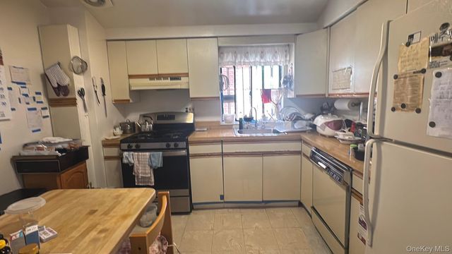 143-16 Franklin Avenue, Flushing, NY 11355